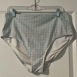 EUC Old Navy Blue Gingham Swim Bottom 👙(XL)